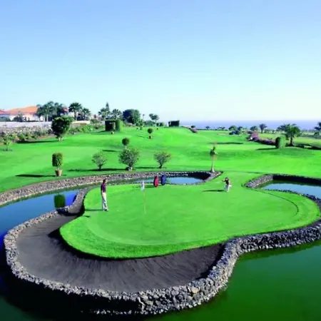 Sunrise Paradise At Amarilla Golf, Remote Work, Swimming Pool, Terrace And Near The 아파트
