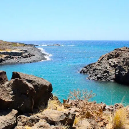 Sunrise Paradise At Amarilla Golf, Remote Work, Swimming Pool, Terrace And Near The Apartment San Miguel de Abona